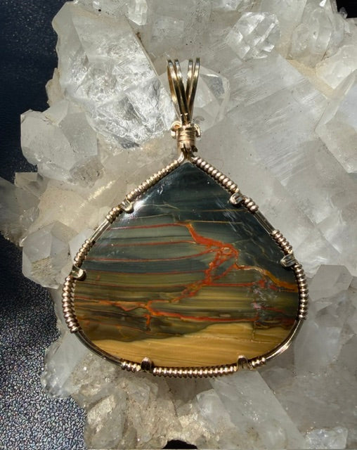 Blue Mountain Jasper in Gold -- Roo