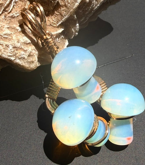 Aquamarine in Gold -- Shroomin
