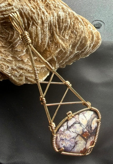 Tiffany Stone in Gold -- TiffDigger